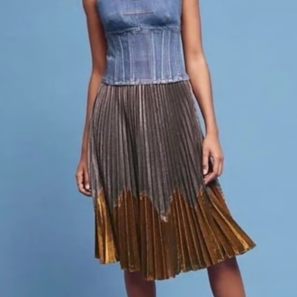 HD in Paris Dresses & Skirts - HD in Paris Gray and Gold A-Line Skirt
